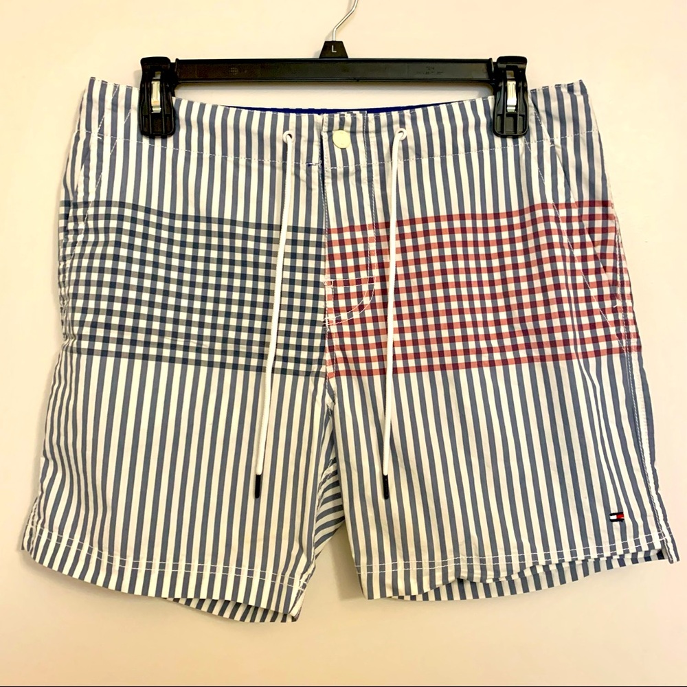 Men's Tommy Hilfiger Striped Swim Trunks Sz L 7" Inseam Blue Red Seersucker EUC